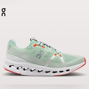 On cloud womens cloud surfer creek white